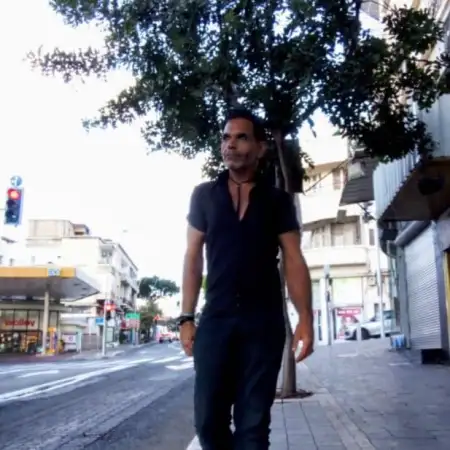 משה, 46Haifa 