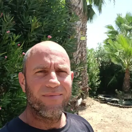 חניאלקורן, 52Netanya 